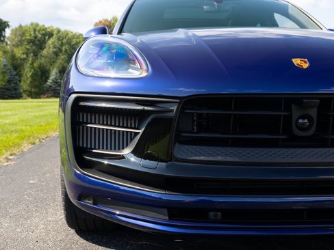 Used 2024 Porsche Macan GTS AWD/4WD image 6