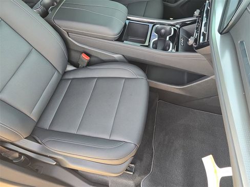 New 2026 Chevrolet Traverse LT w/ Sun and Wheel Package image 10