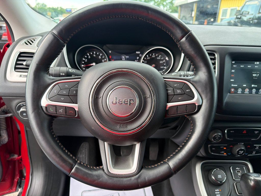 Used 2021 Jeep Compass Latitude w/ Convenience Group AWD/4WD image 34