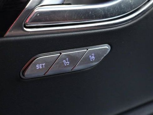 Used 2025 Genesis GV80 2.5T Standard AWD/4WD image 19