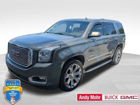 Used 2017 GMC Yukon Denali AWD/4WD image 1
