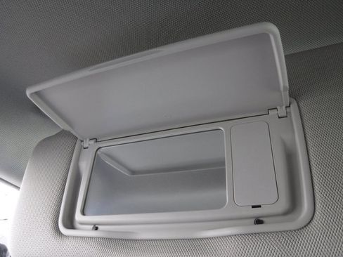 Used 2024 Honda HR-V LX image 29