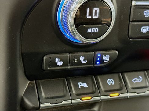 Used 2019 GMC Sierra 1500 AT4 w/ AT4 Premium Package AWD/4WD image 19
