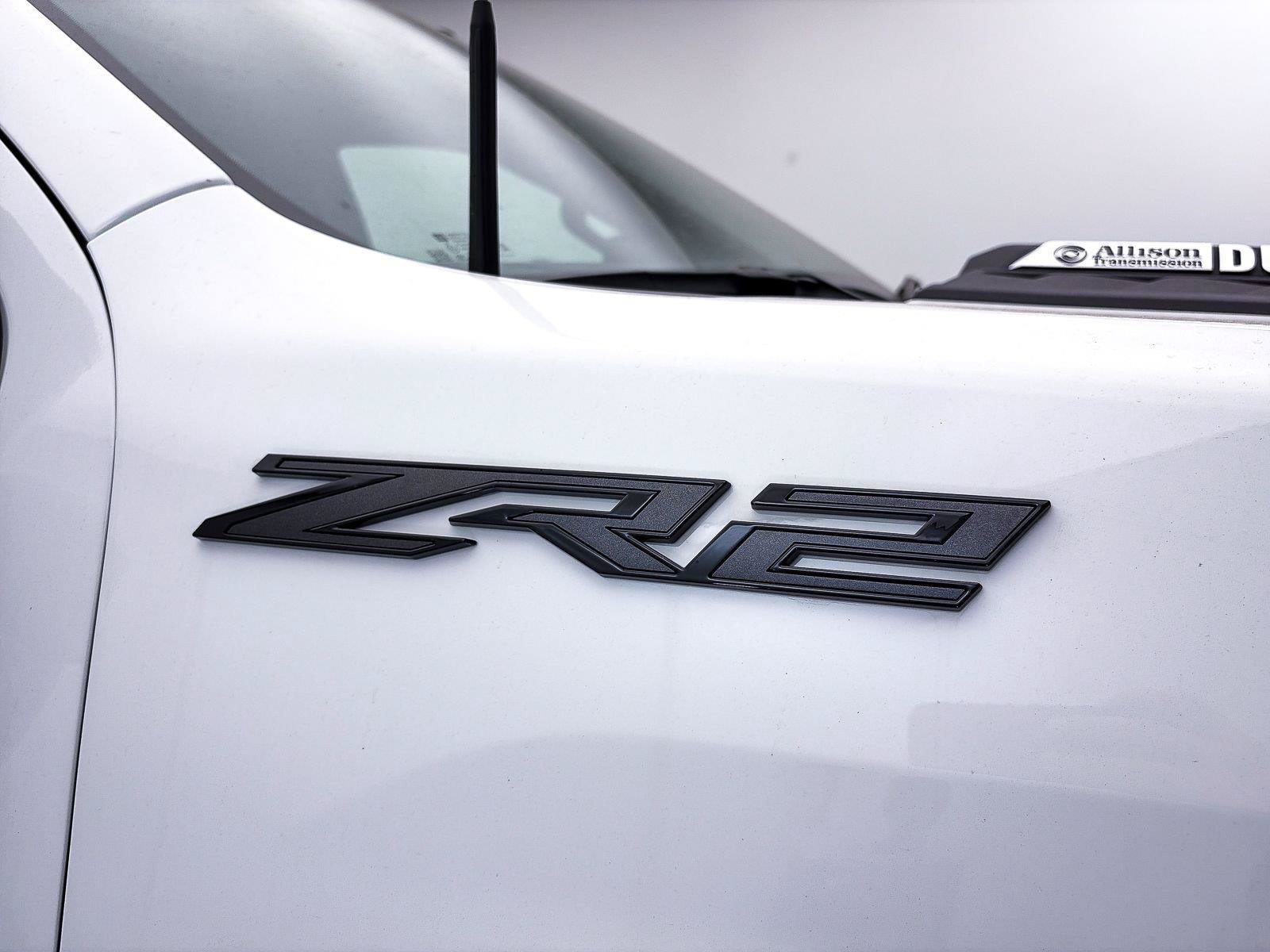 Used 2025 Chevrolet Silverado 2500 ZR2 w/ Technology Package AWD/4WD image 16