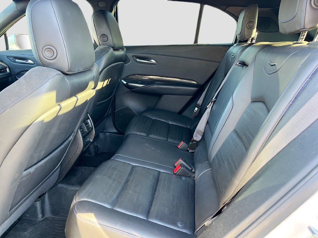Used 2024 Cadillac XT4 Sport FWD image 24