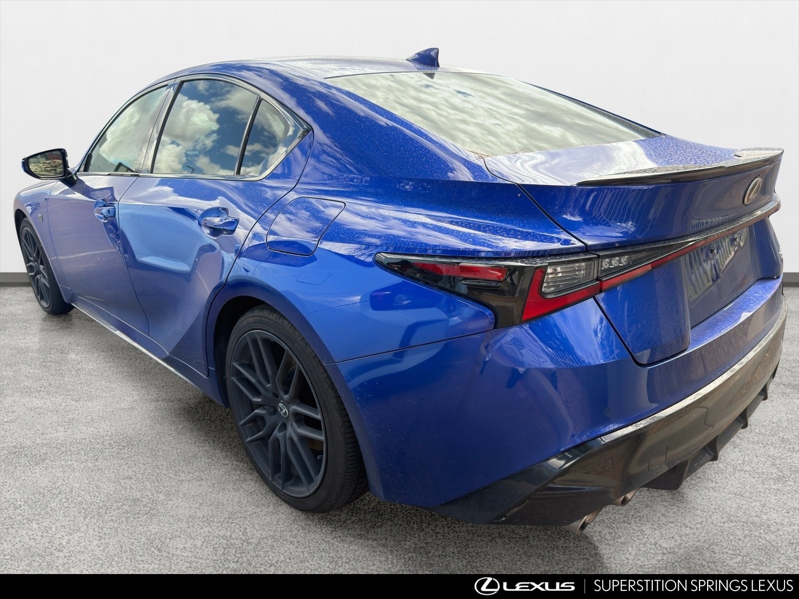 Used 2023 Lexus IS 500 RWD image 7