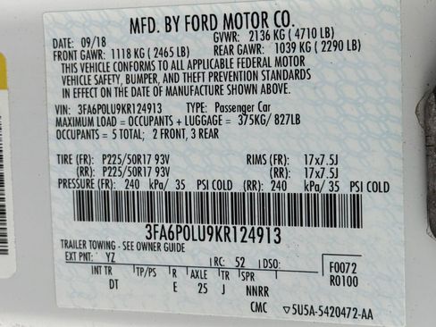 Used 2019 Ford Fusion SE FWD image 36