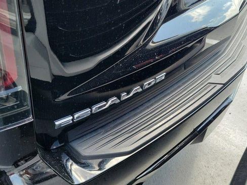 Used 2021 Cadillac Escalade ESV Sport Platinum image 5