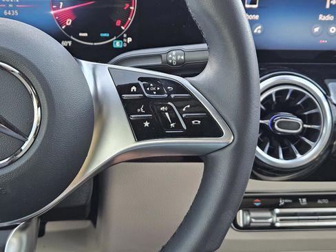 Used 2026 Mercedes-Benz GLA 250 4MATIC image 28