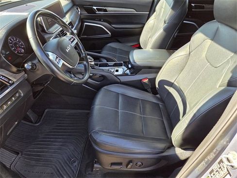 Used 2022 Kia Telluride EX w/ Towing Package image 10