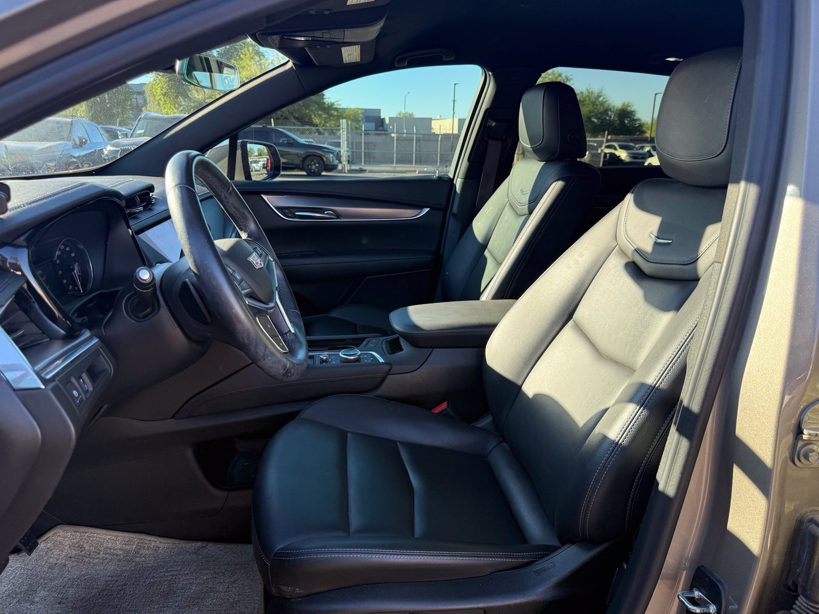 Used 2022 Cadillac XT5 Luxury FWD image 12