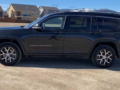 Certified 2024 Jeep Grand Cherokee L Limited image 8