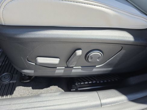 New 2026 Hyundai Tucson Limited FWD image 23