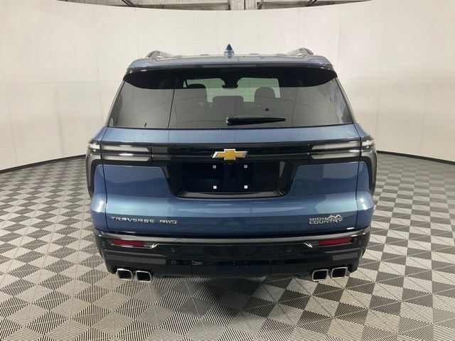 Used 2025 Chevrolet Traverse High Country AWD/4WD image 6