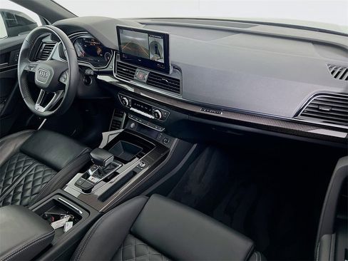 Used 2022 Audi SQ5 Premium Plus w/ Premium Plus Package image 28