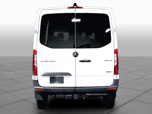 Used 2025 Mercedes-Benz Sprinter 2500 image 5