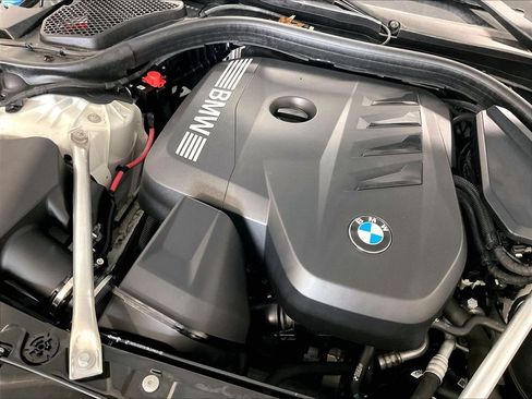 Used 2026 BMW 530i xDrive AWD/4WD image 34