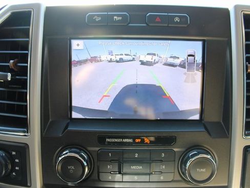 Used 2018 Ford F150 Lariat image 26