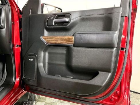 Used 2020 Chevrolet Silverado 1500 High Country image 24