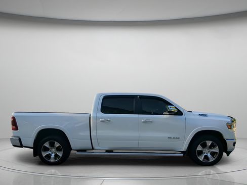 Used 2019 RAM 1500 Laramie AWD/4WD image 33