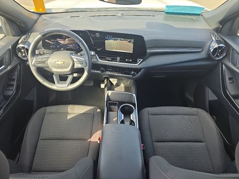 Certified 2025 Chevrolet Equinox LT AWD/4WD image 25