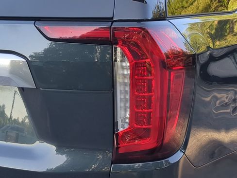 Used 2021 GMC Yukon Denali RWD image 43