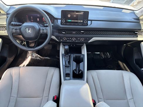 Used 2023 Honda Accord EX image 19