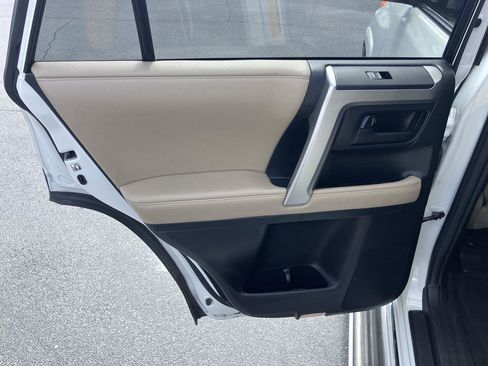 Used 2013 Toyota 4Runner Limited image 24