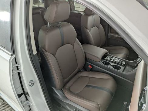 New 2026 Honda Pilot Touring image 32
