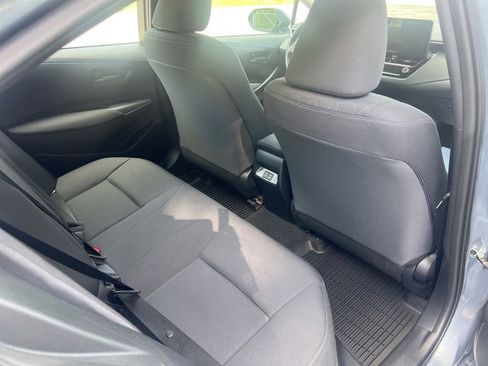 Used 2025 Toyota Corolla LE FWD image 13
