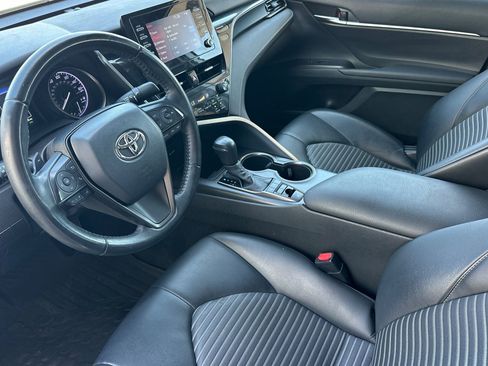 Certified 2022 Toyota Camry SE w/ Convenience Package FWD image 8