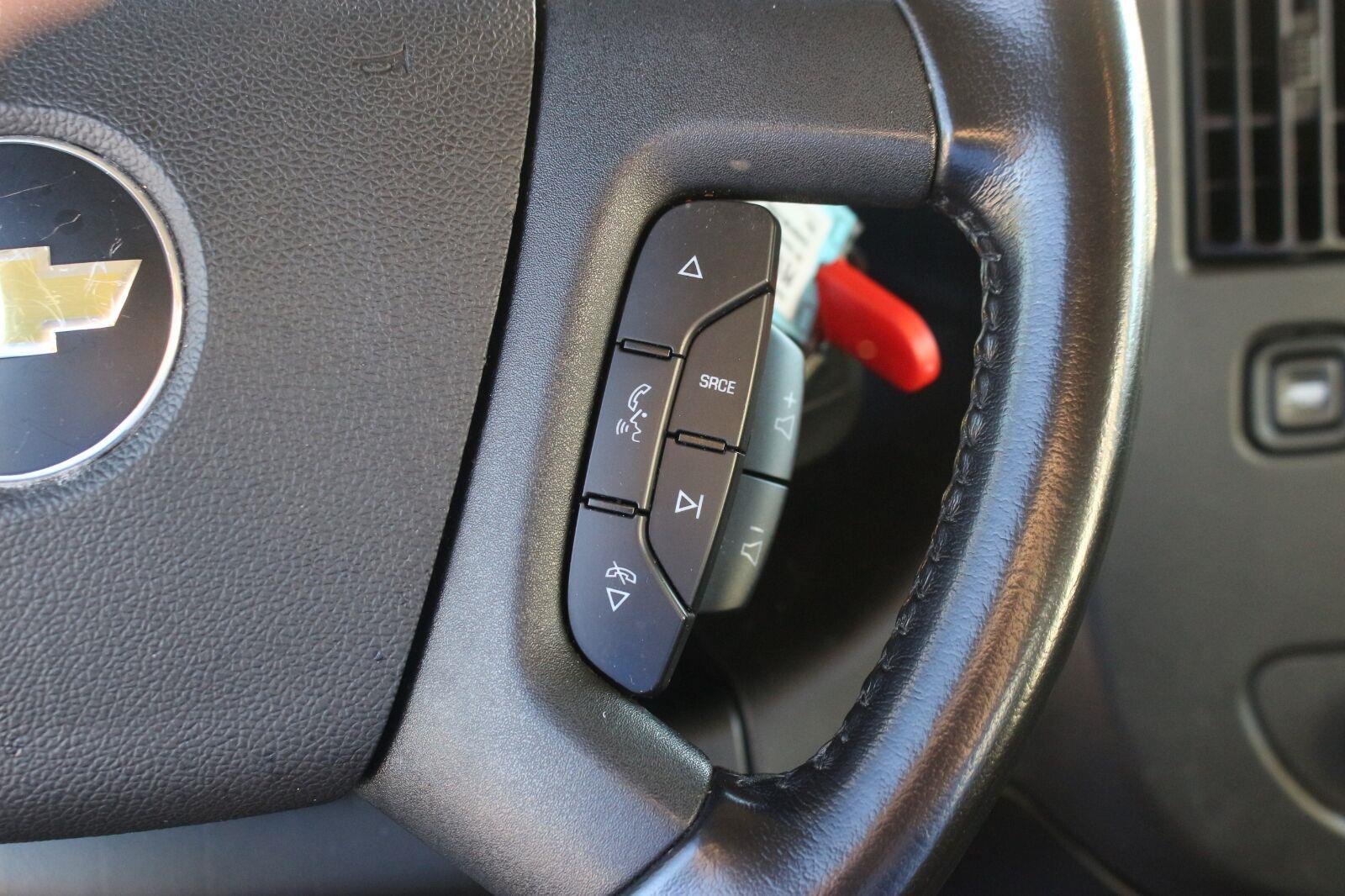 Used 2021 Chevrolet Express 2500 Extended w/ Driver Convenience Package RWD image 19