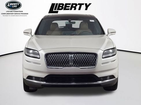 Used 2022 Lincoln Nautilus Reserve AWD/4WD image 8