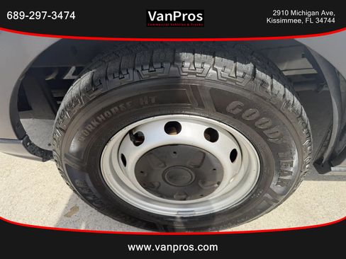 Used 2019 Ford Transit 150 130 Low Roof RWD image 17