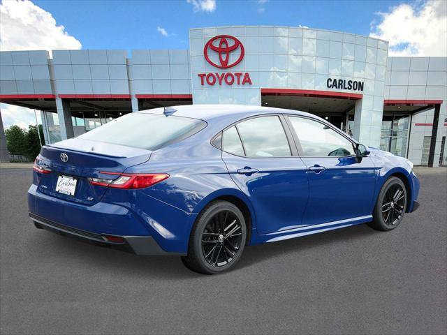 Certified 2025 Toyota Camry SE FWD image 5