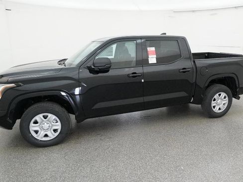 New 2026 Toyota Tundra SR image 14