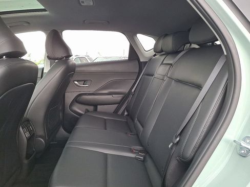Used 2024 Hyundai Kona Limited AWD/4WD image 10