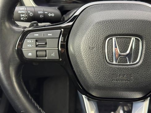 Used 2023 Honda Pilot Touring image 21