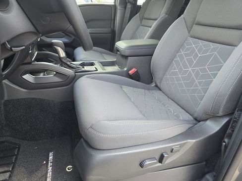 New 2026 Nissan Frontier SV w/ Tow Package image 13