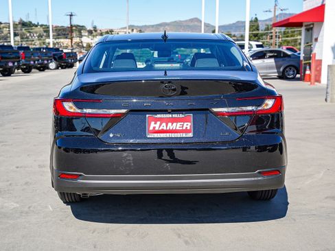 New 2026 Toyota Camry LE image 10