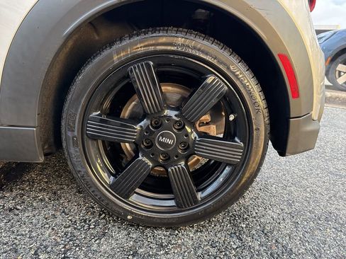 Used 2023 MINI Cooper S image 13