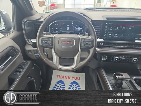 Used 2022 GMC Sierra 1500 SLT w/ SLT Convenience Package image 13