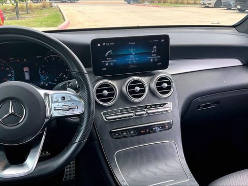 Used 2022 Mercedes-Benz GLC 300 image 8