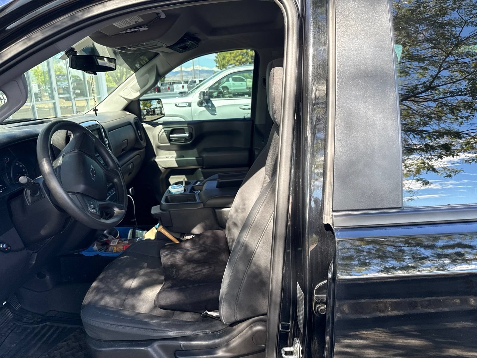 Used 2019 Chevrolet Silverado 1500 Custom Trail Boss w/ Custom Convenience Package AWD/4WD image 5