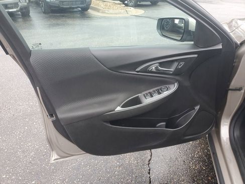 Used 2024 Chevrolet Malibu LT FWD image 31
