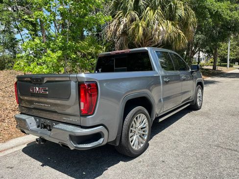 Used 2019 GMC Sierra 1500 Denali w/ Denali Ultimate Package AWD/4WD image 4