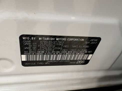 Used 2018 Mitsubishi Outlander SE image 36