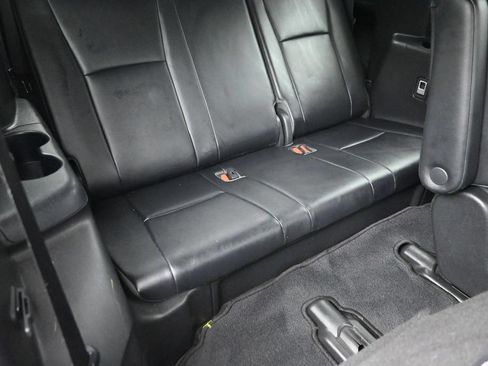 Used 2023 Toyota Highlander XLE AWD/4WD image 11
