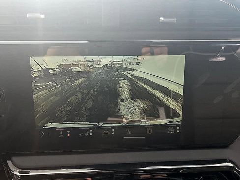 New 2026 GMC Sierra 1500 AT4X image 18