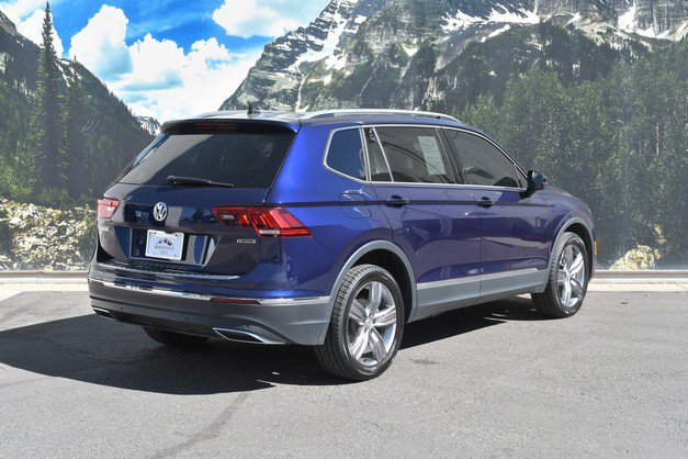 Used 2021 Volkswagen Tiguan SEL AWD/4WD image 3